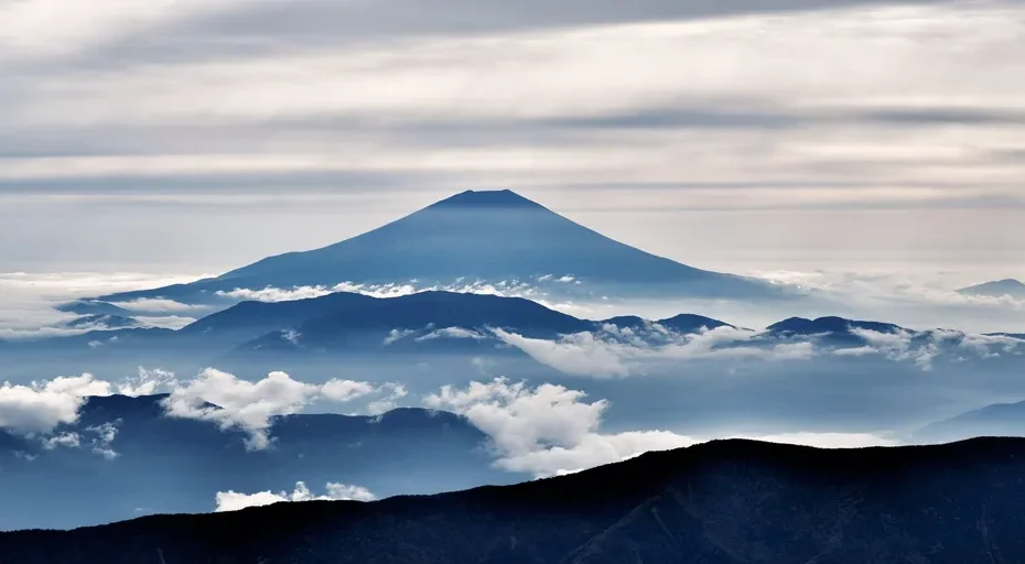 do guys care if you're fat - mt fuji, volcano, silhouettes
