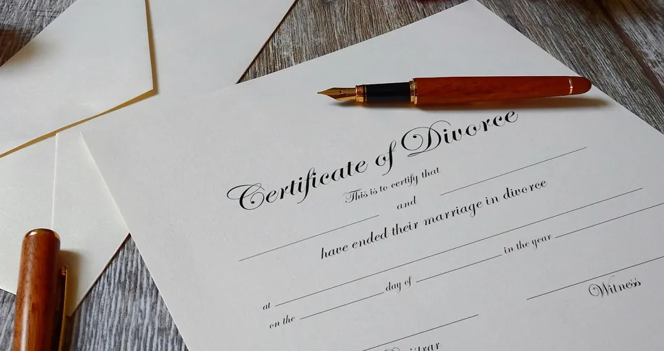 he said I was perfect then dumped me - divorce, certificate, pen