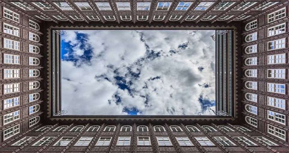what do guys think when they see an attractive girl - chilehaus, building, clouds
