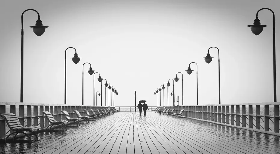 truth or drink questions for couples - couple, boardwalk, silhouettes