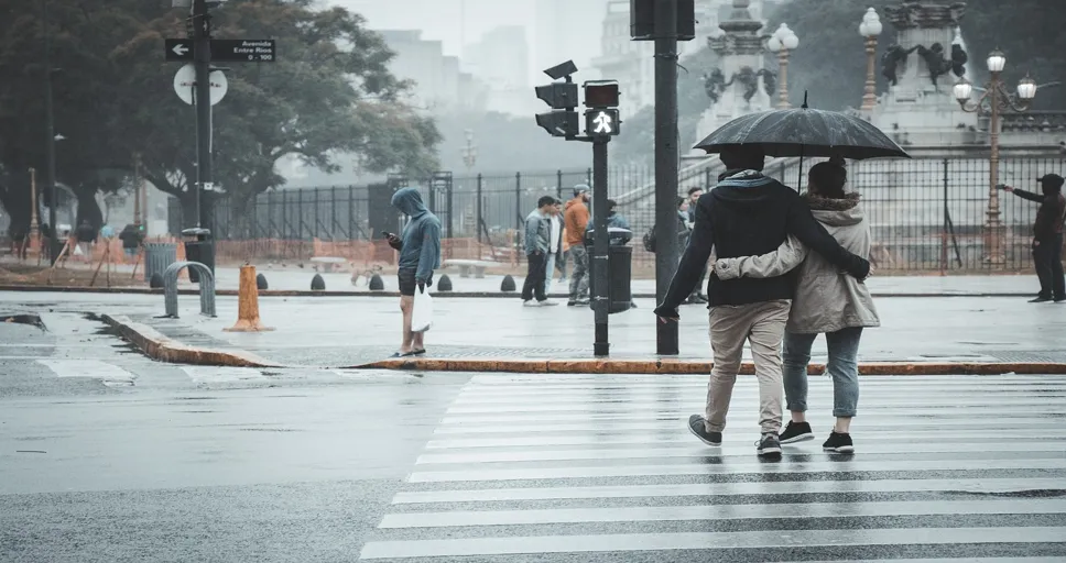 expectations after one month of dating - couple, pedestrian, rain